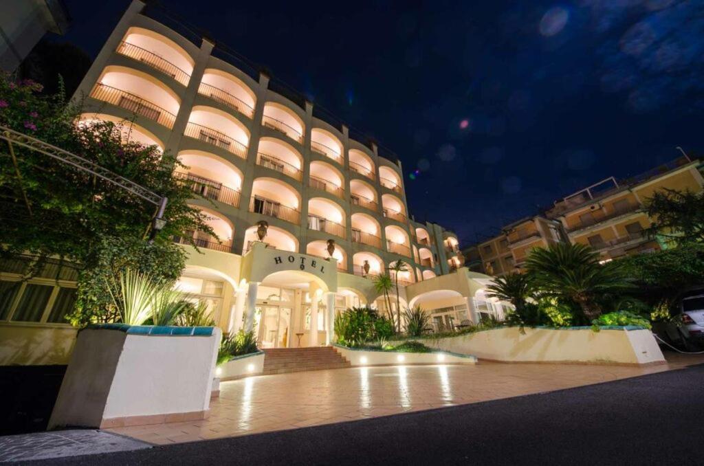 Hotel San Francesco Maiori Exterior foto